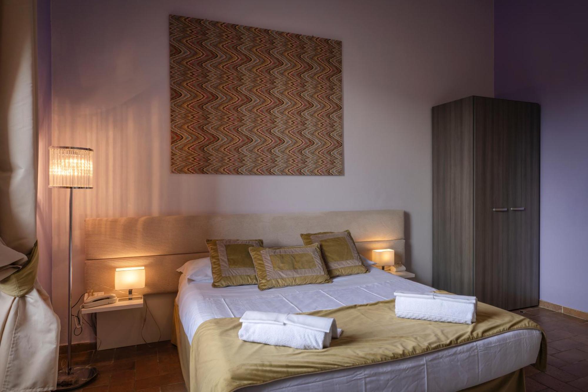 Hotel Palazzo Renieri - 3Stelle S Colle Val D'Elsa Ngoại thất bức ảnh