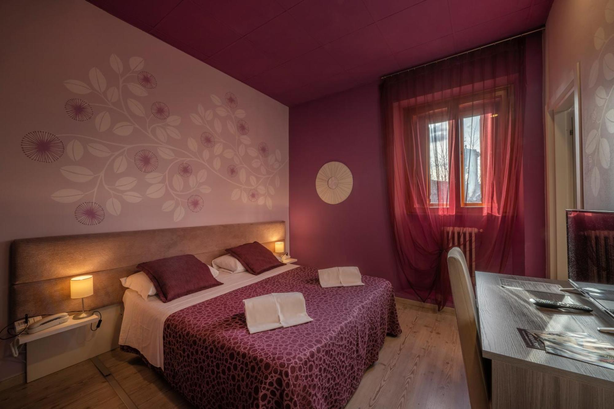 Hotel Palazzo Renieri - 3Stelle S Colle Val D'Elsa Ngoại thất bức ảnh