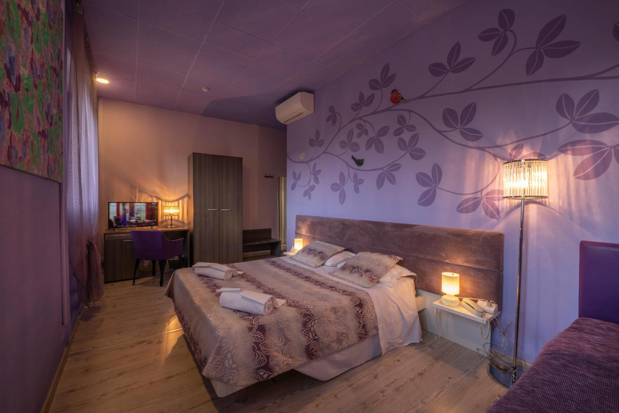 Hotel Palazzo Renieri - 3Stelle S Colle Val D'Elsa Ngoại thất bức ảnh